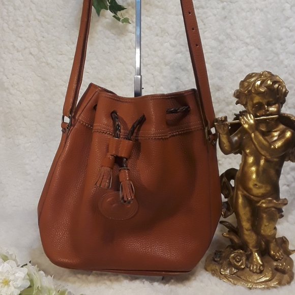 Dooney & Bourke Handbags - 🎀Vintage 🎀Dooney and Bourke Bucket Bag